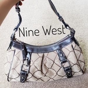 NINE WEST Women stunning handbag tan pattern